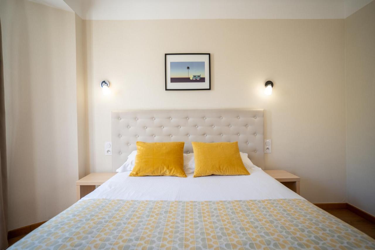 Hôtel Mondial Perpignano Esterno foto