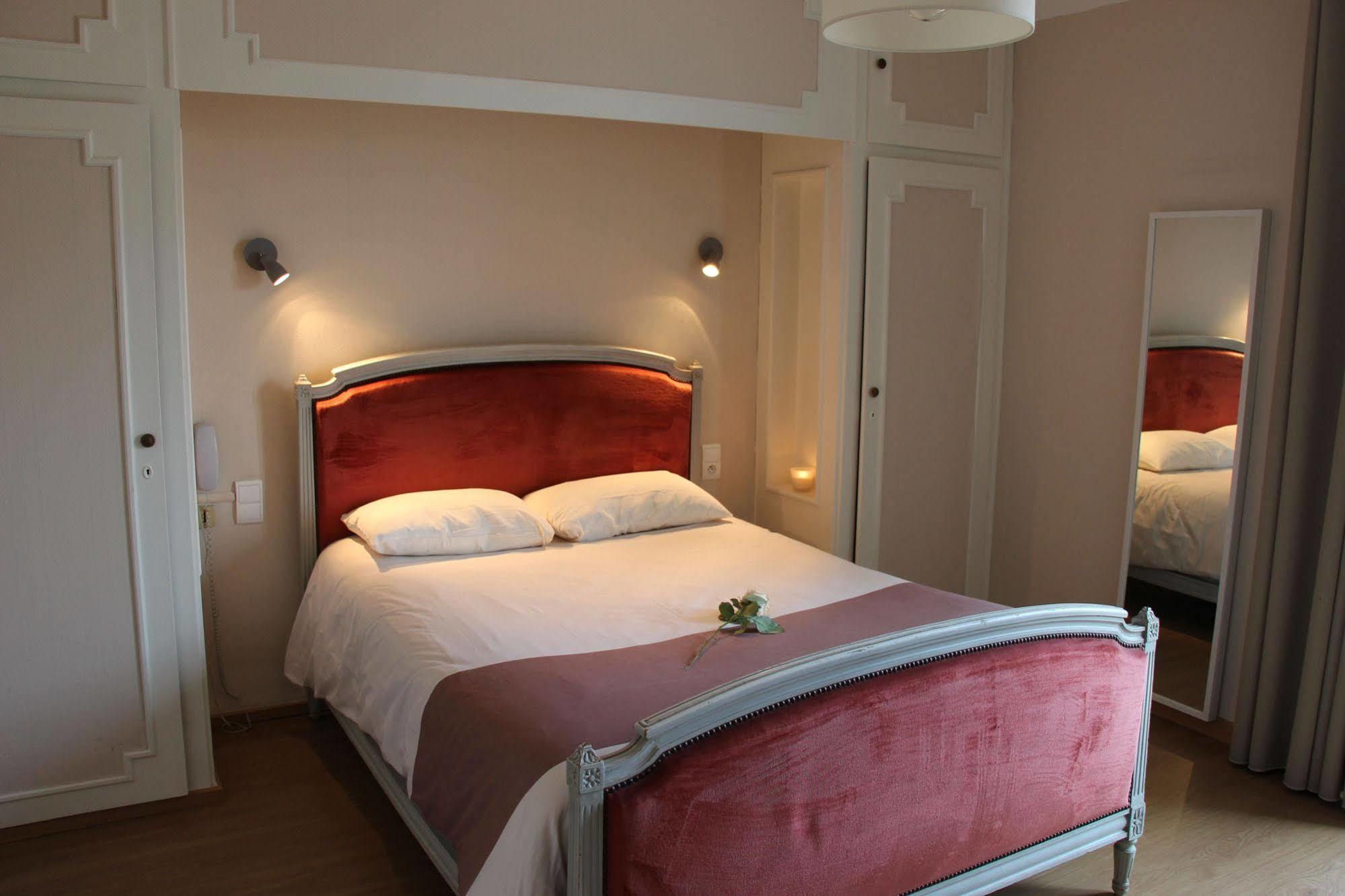 Hôtel Mondial Perpignano Esterno foto